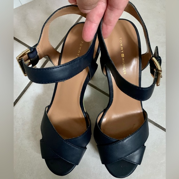 Tommy Hilfiger Navy Blue Wood Platform Heels - Picture 5 of 9